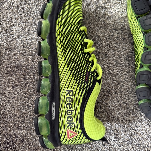 Reebok Lime Green Running Shoes - Picture 5 of 8